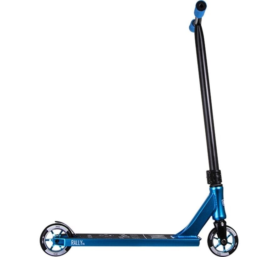 NKD Rally Stunt Scooter Schwarz 79 cm