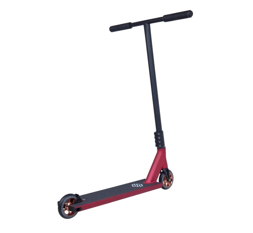 Striker Gravis Street Stuntstep Bordeaux Red S / L – SCS Street Step met 110 mm Wielen