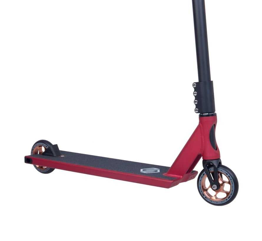 Striker Gravis Street Stuntstep Bordeaux Red S / L – SCS Street Step met 110 mm Wielen