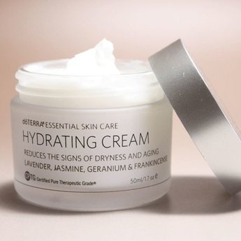 DōTERRA essential oils  Essential Skin Care Hydrating Cream