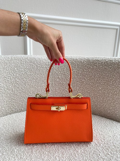 Kylie bag orange