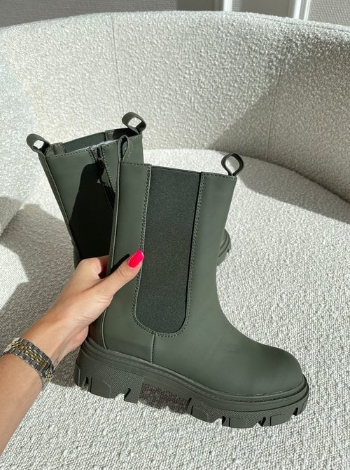 Skye boots army