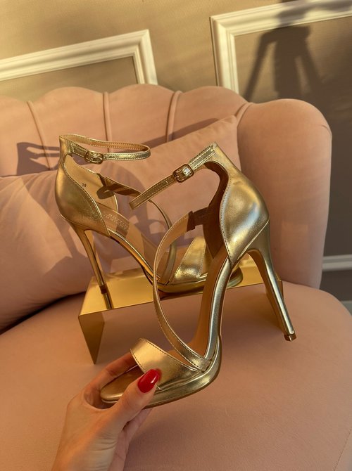 Golden strap heels