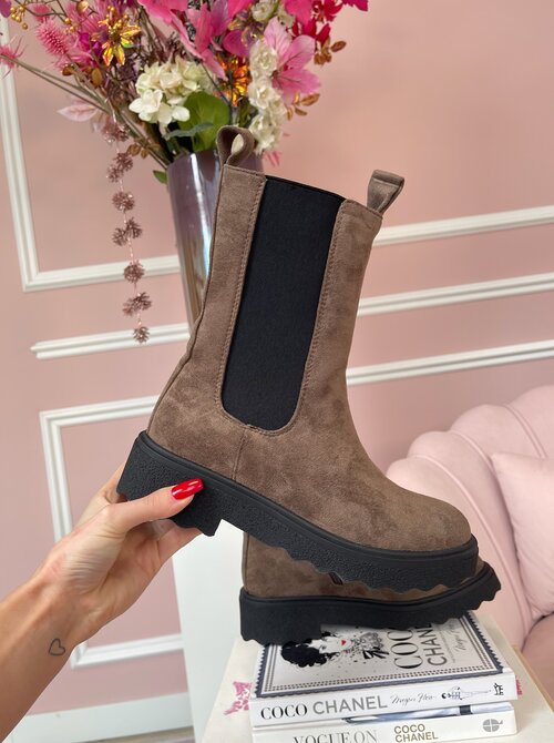 Whitney boots brown