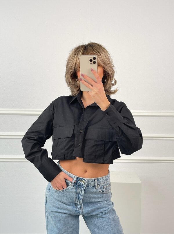 Cropped blouse black