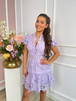 Bonnie lace dress lila