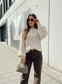 Gulie creme sweater