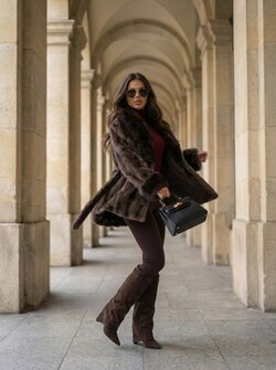 Jennifer faux fur coat Jennifer faux fur coat