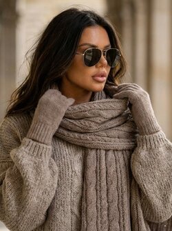 Lois mae set taupe Lois mae set taupe