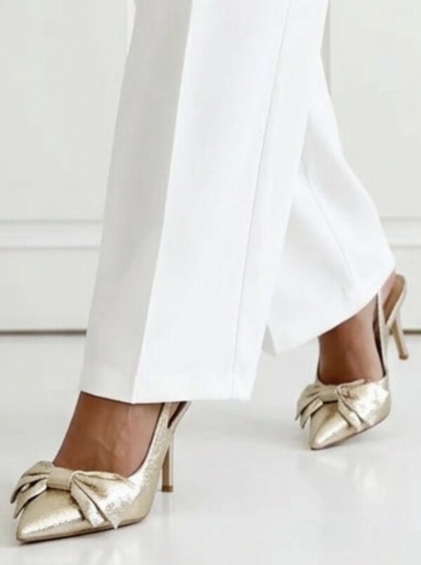 Bow heels gold