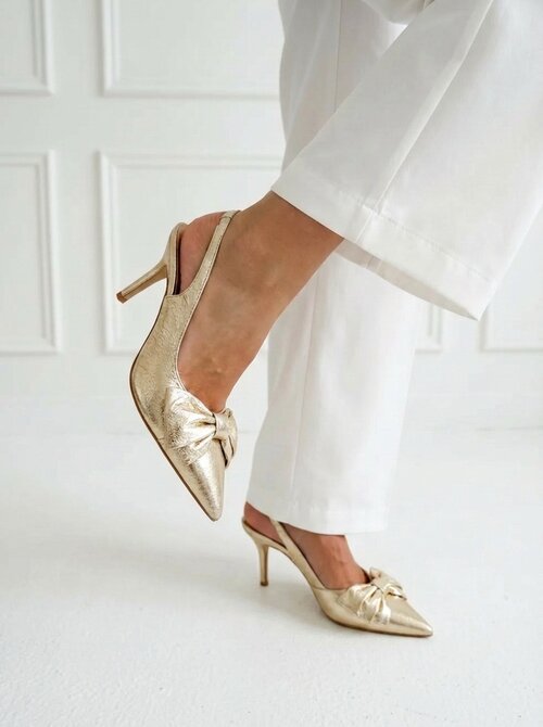 Bow heels gold