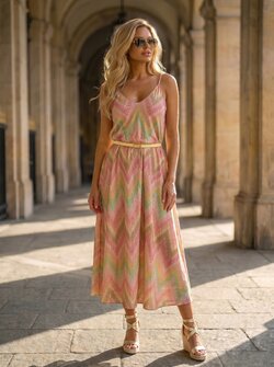 Channah dress zigzag soft pink & green Channah dress zigzag soft pink & green
