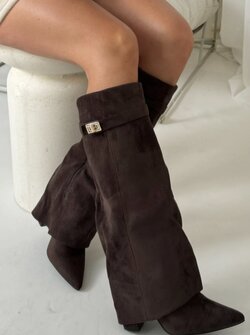 Givy boots brown suede Givy boots brown suede