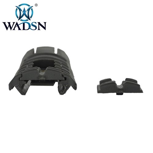 WADSN TD Battle Grip Schienenabdeckung mit Platz für Lichtschalter WADSN TD Battle Grip Schienenabdeckung mit Platz für Lichtschalter