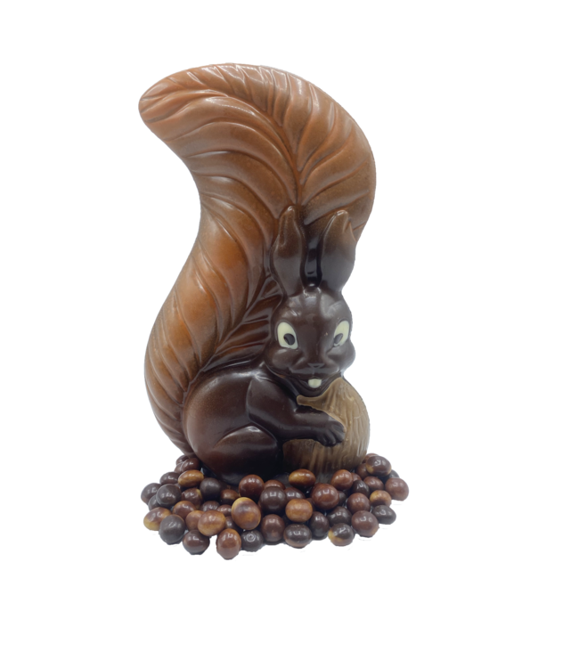 AUTUMN CHOCOLATE SQUIRREL WITH PEARLS