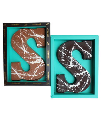 GEVULDE CHOCOLADE LETTER PRALINE