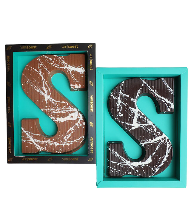 GEVULDE CHOCOLADE LETTER PRALINE