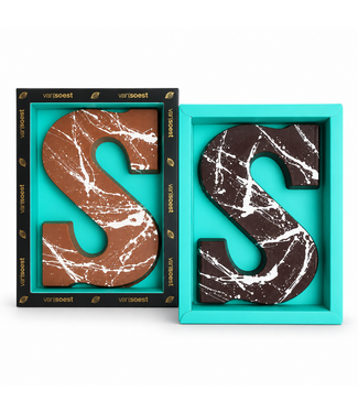 FILLED CHOCOLATE LETTER PRALINE