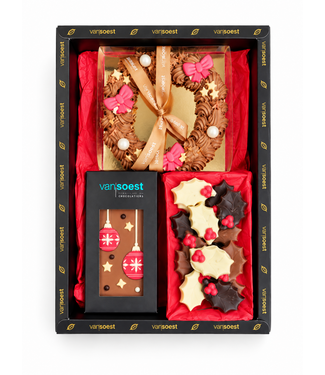 CHRISTMAS BOX WREATH