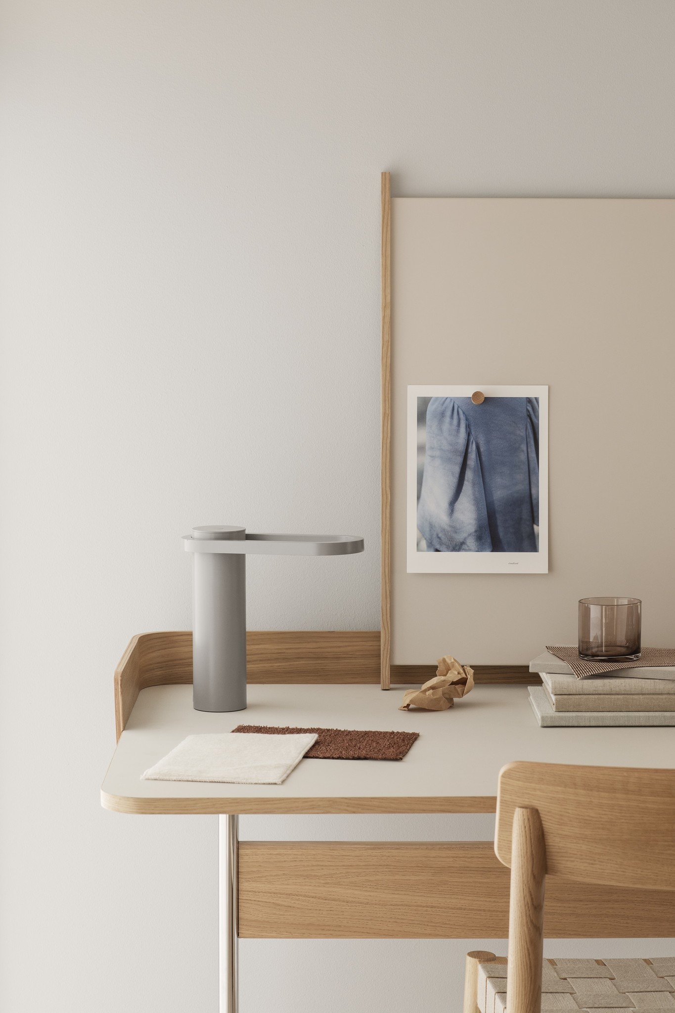 HOOP Lámpara de mesa LED móvil gris cálido 66240