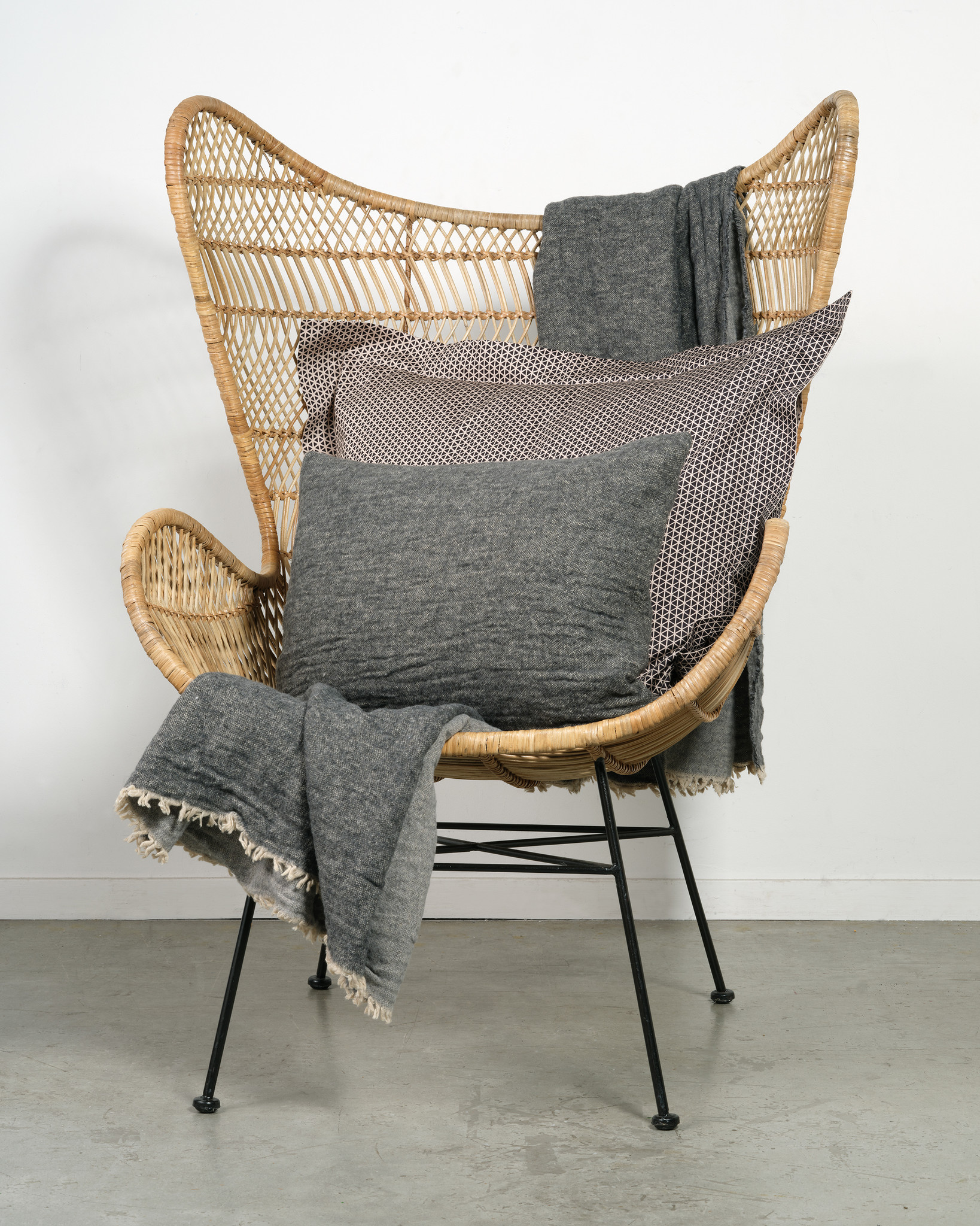 HOME 81 kussensloop 40x55 cm antraciet (HCLO18281)