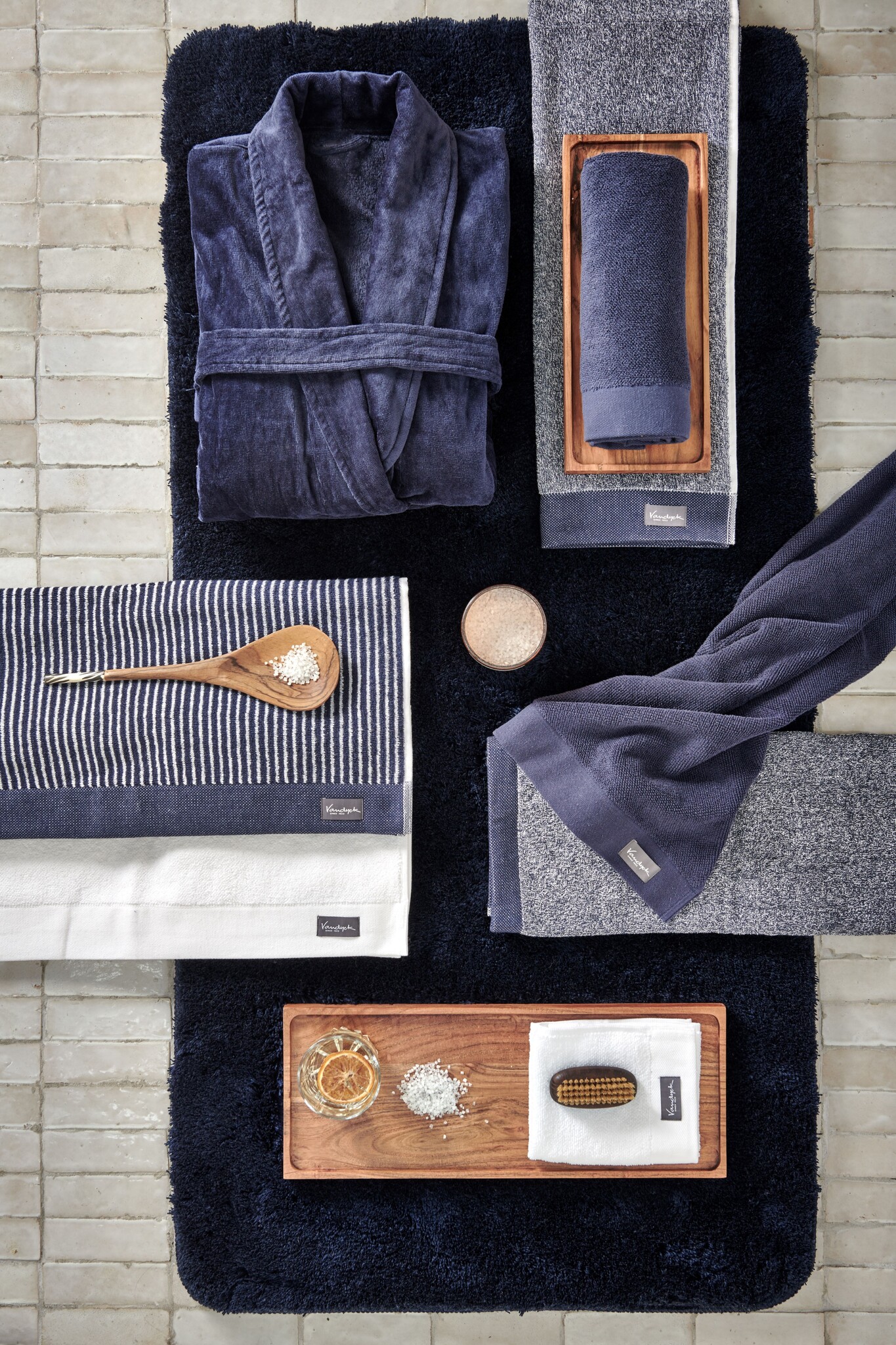Handdoek HOME uni Blue Ink, donkerblauw