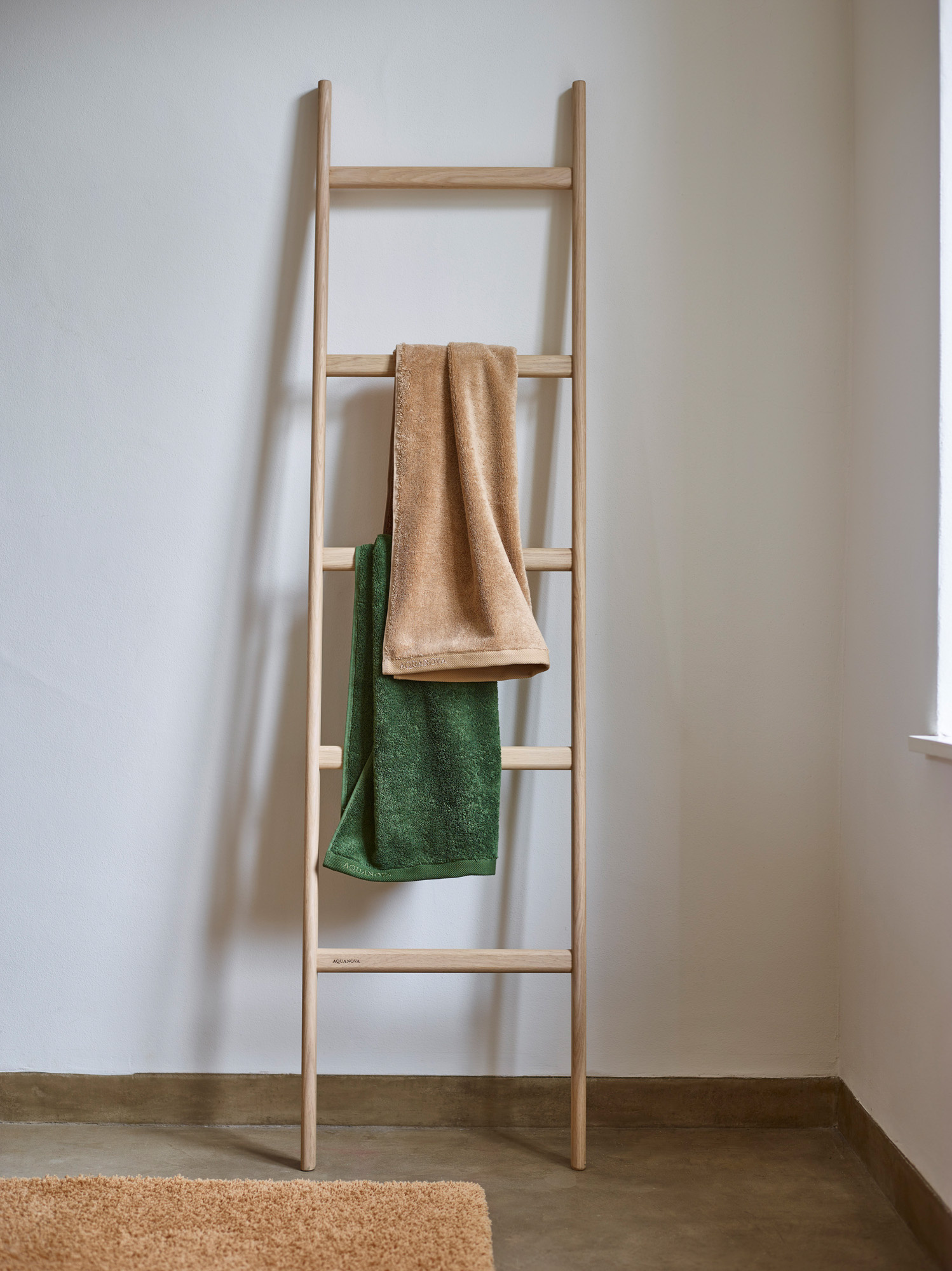 Porta asciugamani scala in legno grezzo marocchino ordina online