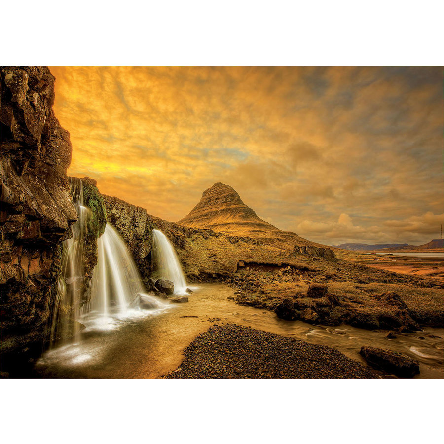 De waterval Kirkjufellsfoss in IJsland  - 1000 stukjes-2