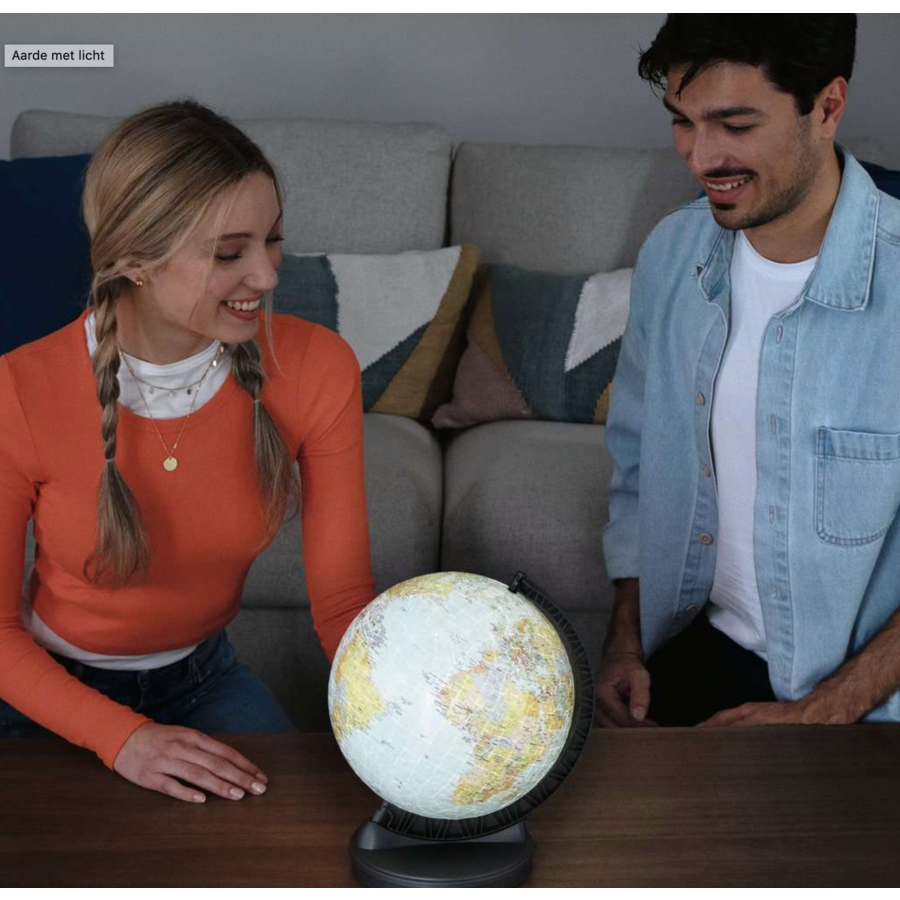 The earth - illuminated globe - 540 pieces-4