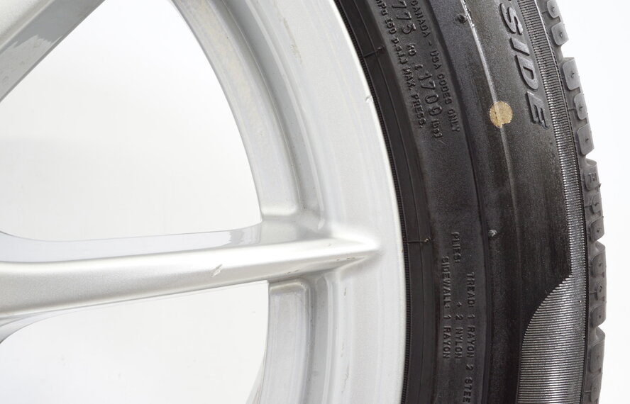 Mercedes Mercedes Klasse CLS W218 17 inch velgen + Winterbanden Pirelli Origineel