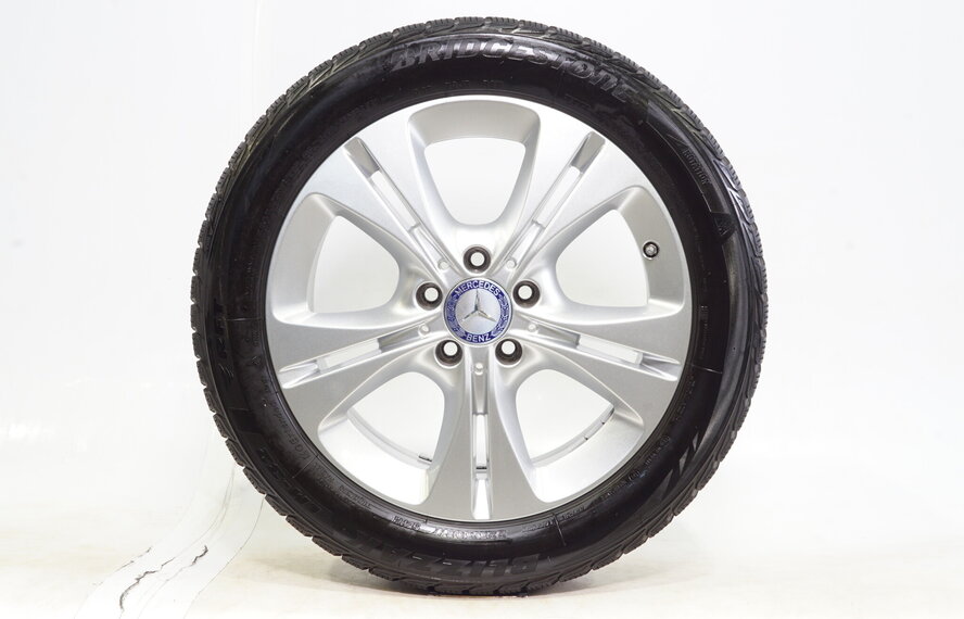 Mercedes Mercedes C Klasse W205 17 inch velgen + Winterbanden Bridgestone runflat Origineel