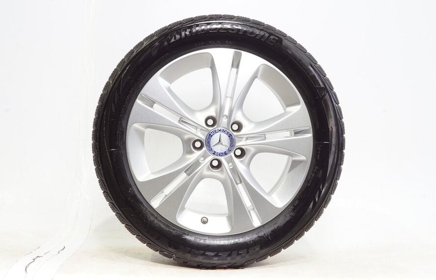 Mercedes Mercedes C Klasse W205 17 inch velgen + Winterbanden Bridgestone Origineel