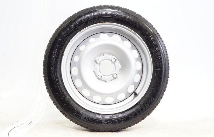 Smart Smart ForTwo ForFour W453 15 inch stalen velgen + Winterbanden Dunlop Origineel