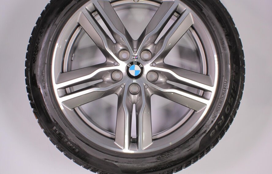 BMW BMW X1 F48 18 inch M velgen 570 + Winterbanden Pirelli Runflat Origineel