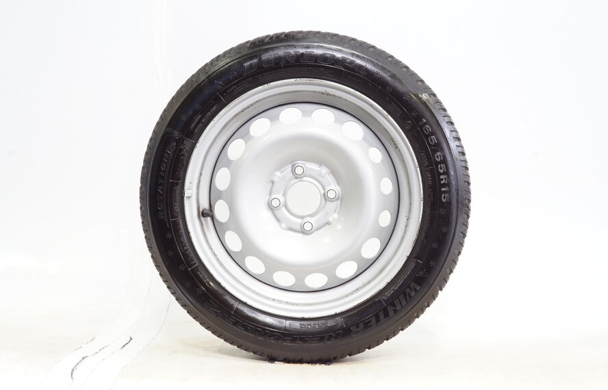 Smart Smart ForTwo ForFour W453 15 inch stalen velgen + Winterbanden Dunlop Origineel