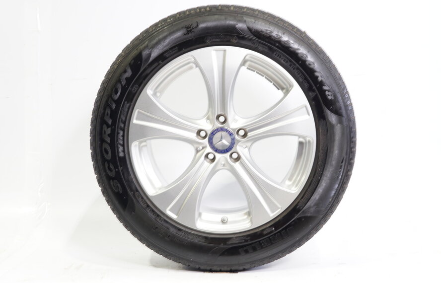 Mercedes Mercedes GLC X253 18 inch velgen + Winterbanden Pirelli Origineel