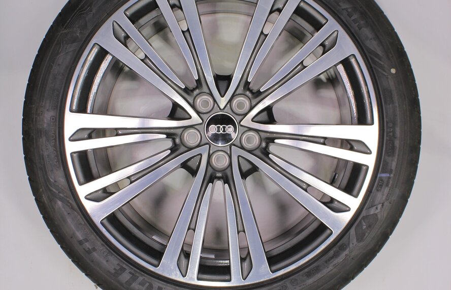 Audi Audi A8 4N 20 inch velgen Zomerbanden Goodyear Origineel