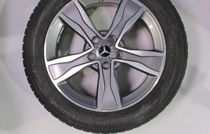 Mercedes Mercedes C Klasse W205 17 inch velgen + Winterbanden Bridgestone Origineel