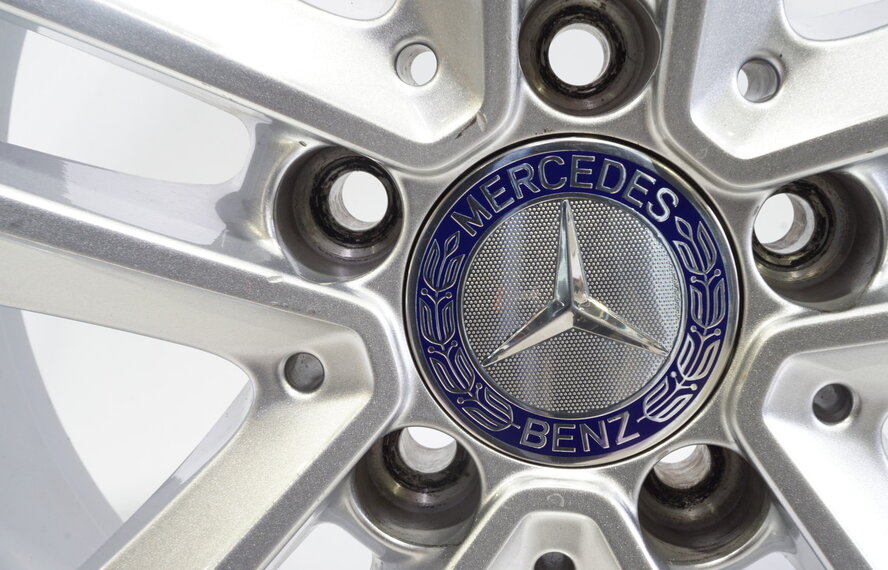 Mercedes Mercedes Klasse CLS W257 18 inch velgen + Winterbanden Pirelli Runflat Origineel