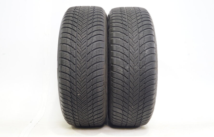 Audi Audi A6 S6 4K 17 inch velgen + Winterbanden Bridgestone Origineel