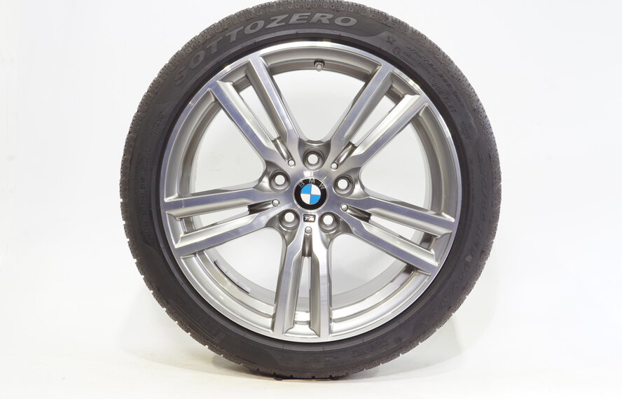 BMW BMW 2 serie F45 Active & Gran Tourer 18 inch M Velgen 486 + Winterbanden Pirelli Runflat Origineel