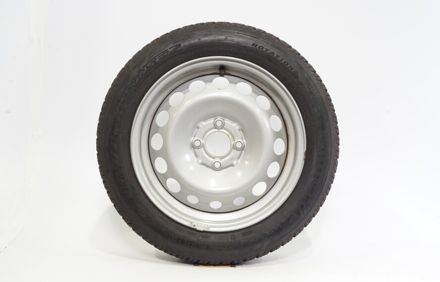 Smart Smart ForTwo ForFour W453 15 inch stalen velgen + Winterbanden Dunlop Origineel