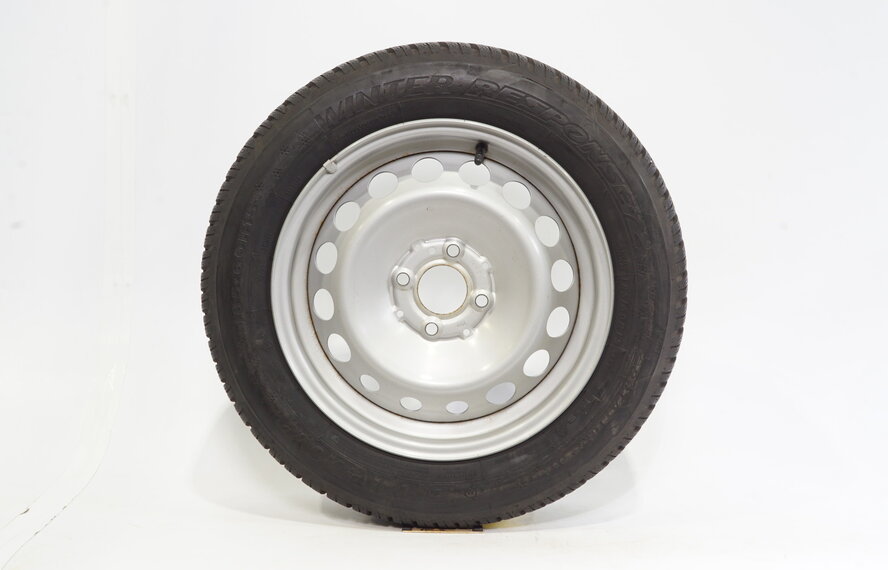 Smart Smart ForTwo ForFour W453 15 inch stalen velgen + Winterbanden Dunlop Origineel