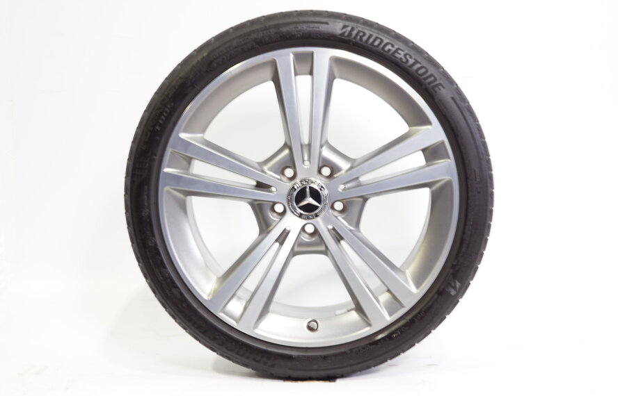 Mercedes Mercedes A B CLA Klasse W177 19 inch velgen + zomerbanden Bridgestone Origineel