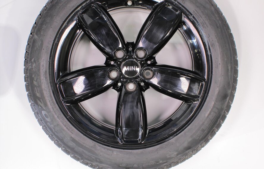 MINI Mini Countryman Spoke  F60 17 inch 531 velgen + Winterbanden Pirelli NIEUW Runflat Origineel