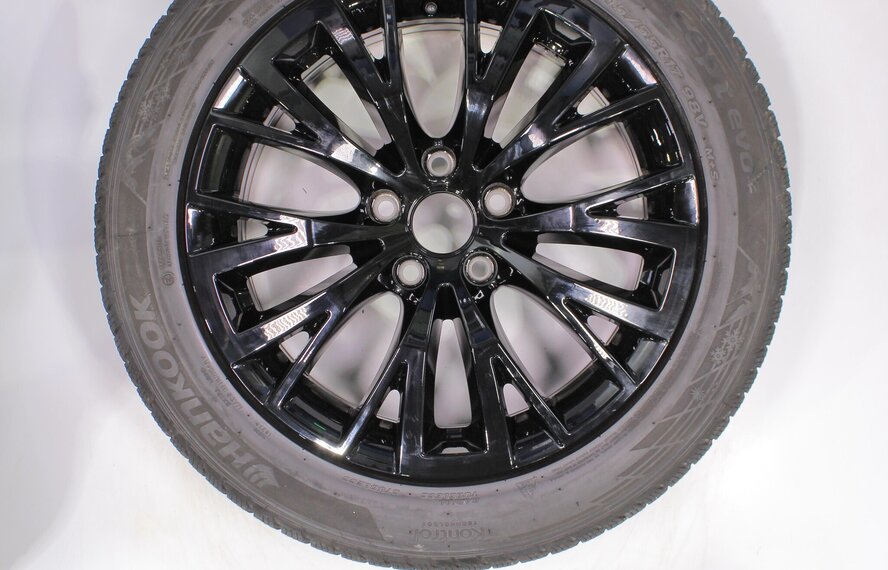 Volkswagen VW Sharan 7N 17 inch Jamara velgen + Winterbanden Hankook Origineel