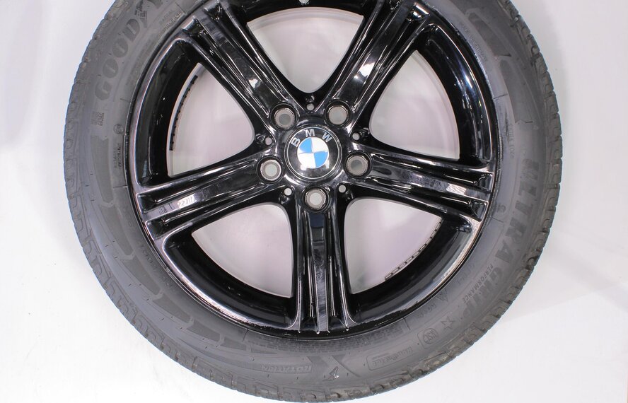 BMW BMW 3 4 serie F30 F31 F32 F36 393 17 inch Goodyear Winterbanden Origineel
