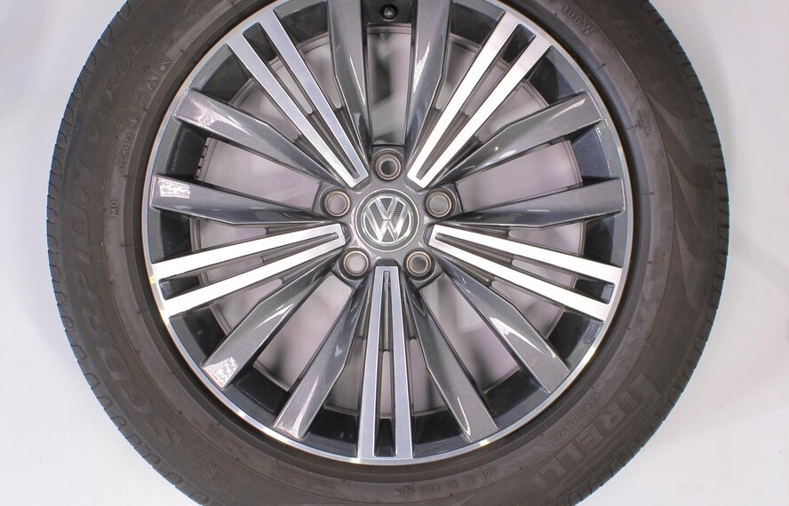 Volkswagen VW Tiguan 5NA 18 inch Nizza velgen + Zomerbanden Pirelli Origineel Volkswagen