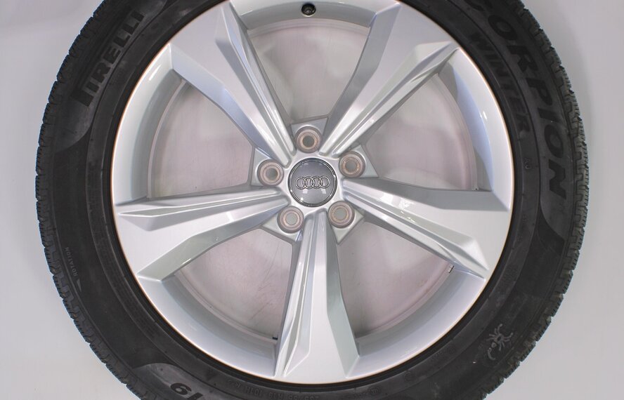 Audi Audi Q5 SQ5  19 inch velgen + Winterbanden Pirelli Origineel
