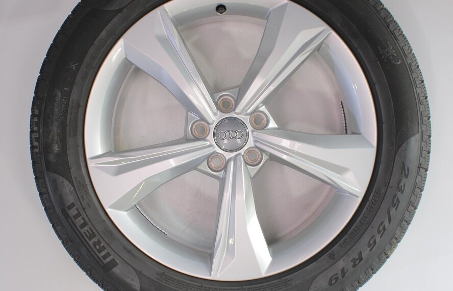 Audi Audi Q5 SQ5  19 inch velgen + Winterbanden Pirelli Origineel